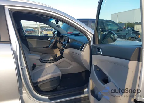 2019 Hyundai Tucson Value из США, поврежденный, VIN KM8J33A43KU916919